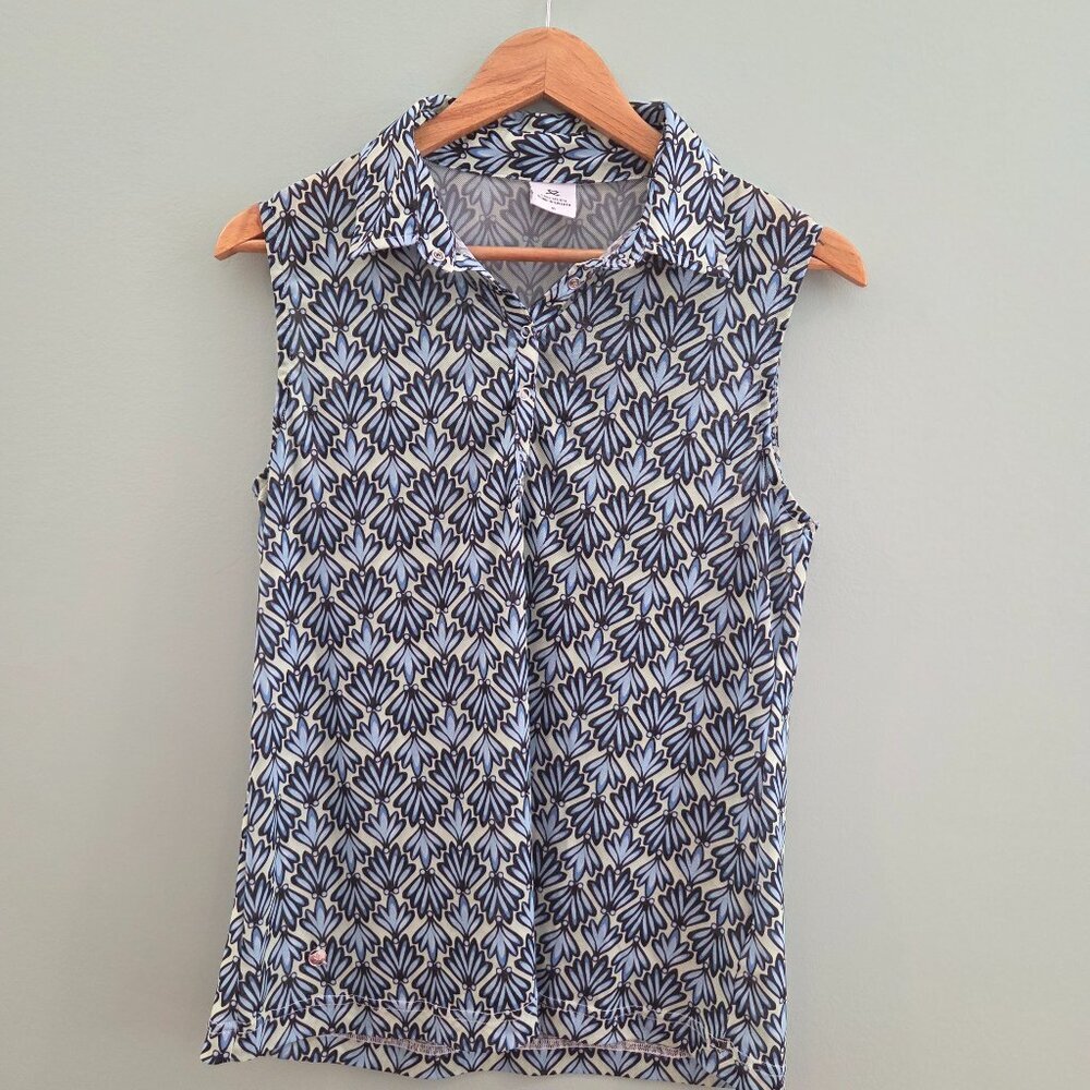 DAILY SPORT BORN IN SWEDEN BRAND SLEEVELESS TOP SIZE MEDIUM BLUE/CREAM FLORAL